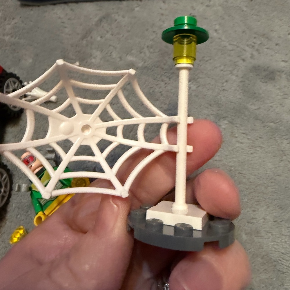 LEGO‎ Marvel 10789 Spider-Man Car & Doc Ock Minifigures Incomplete w/ - Picture 4 of 6
